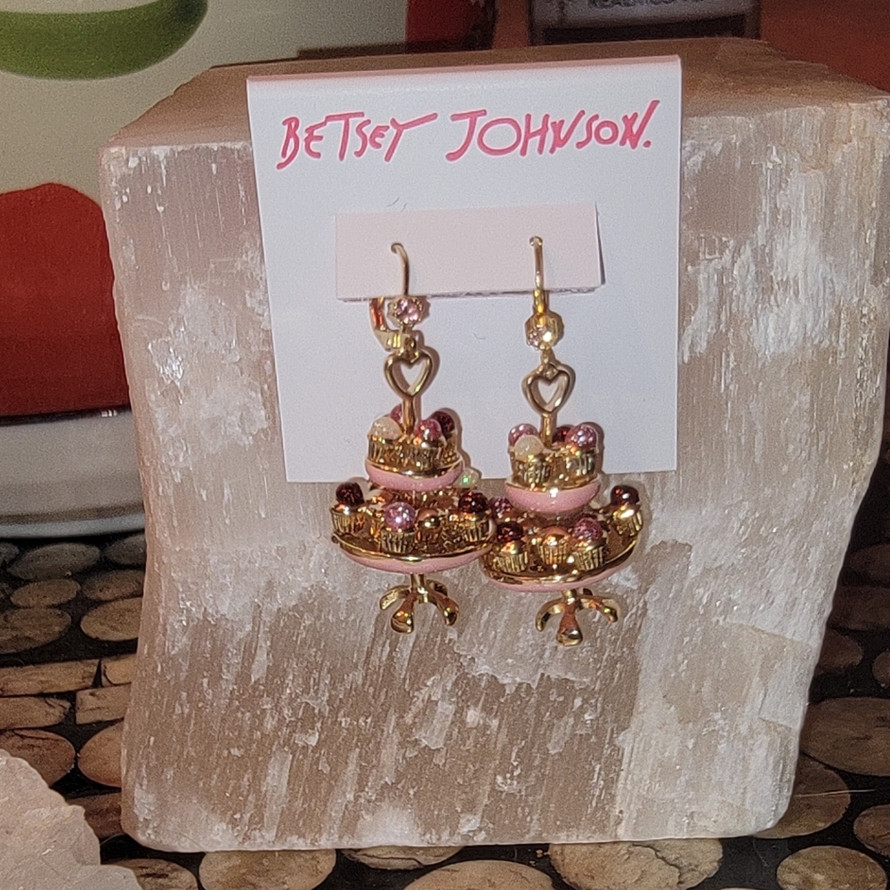 Betsey Johnson Cupcakes Earrings 🧁🩷 - Picture 2 of 3
